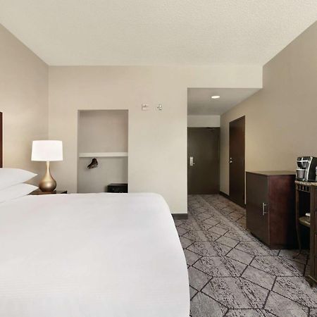 Doubletree By Hilton Atlanta Northeast/Northlake Tucker Eksteriør billede