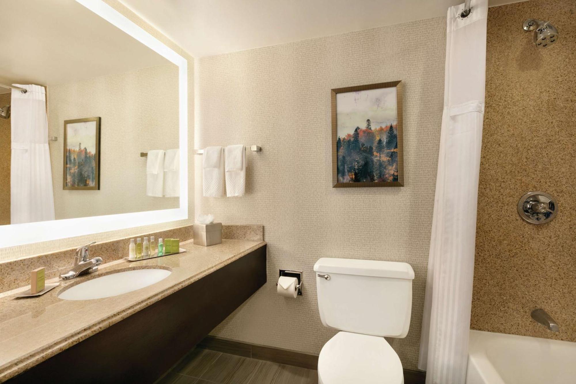 Doubletree By Hilton Atlanta Northeast/Northlake Tucker Eksteriør billede